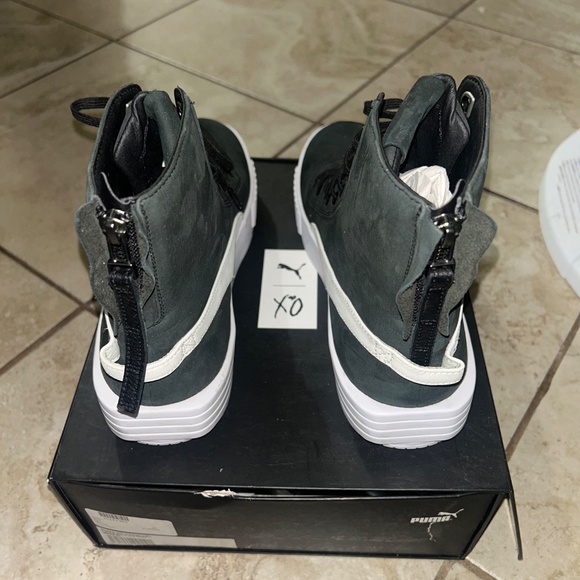Puma XO Parallels by The Weeknd, size 9.5 US - Picture 4 of 9